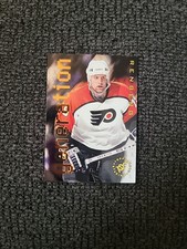 1995-96 Topps Stadium Club Ice Hockey Mikael Renberg Generation Insert SD1823