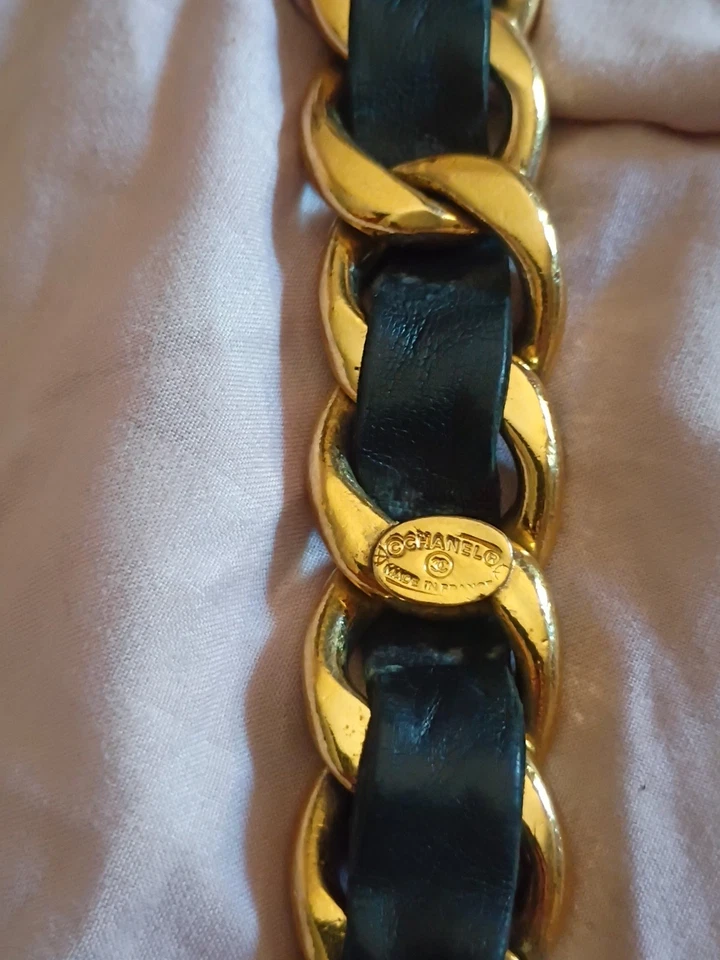 Cinturón Chanel 40 pulgadas de largo falta logotipo Chanel Foto 2 de 2