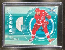 2002-03 Be a Player Signature Series Game Used Jersey Relic Steve Yzerman