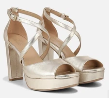 NATURALIZER  MELODY  DRESS  SANDAL/Brand New W/O Box-11 Reg. Champagne/Lt. Gold