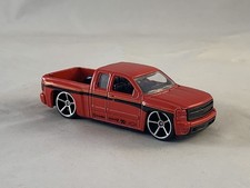 Hot Wheels Chevy Silverado 2015 Then and Now Red OH5SPs