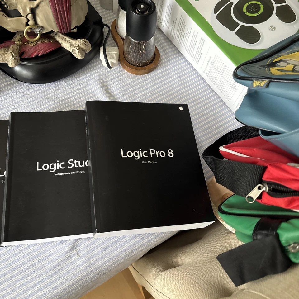Logic Pro 8 music User Manuals x 5 for Apple Mac - Image 4 of 4