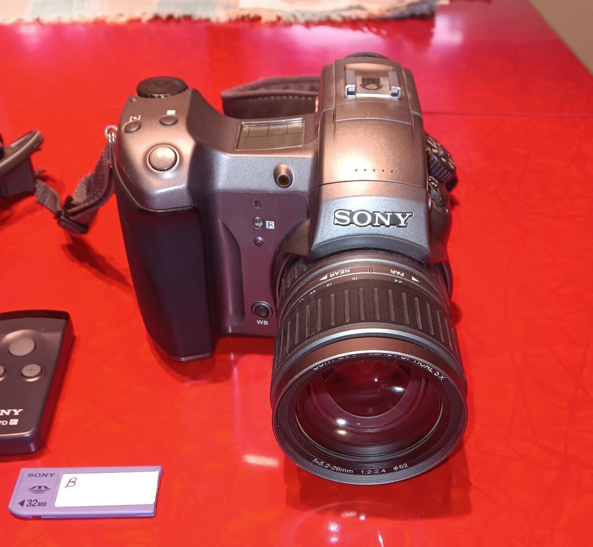 Sony Cyber-shot DSC-D770 1.5MP Digital Camera - Silver for sale