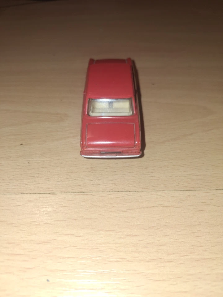 DINKY TOYS ORIGINE FRANCE REF 540 OPEL KADETT ROSE BEL ETAT 1/43 - Photo 3/4