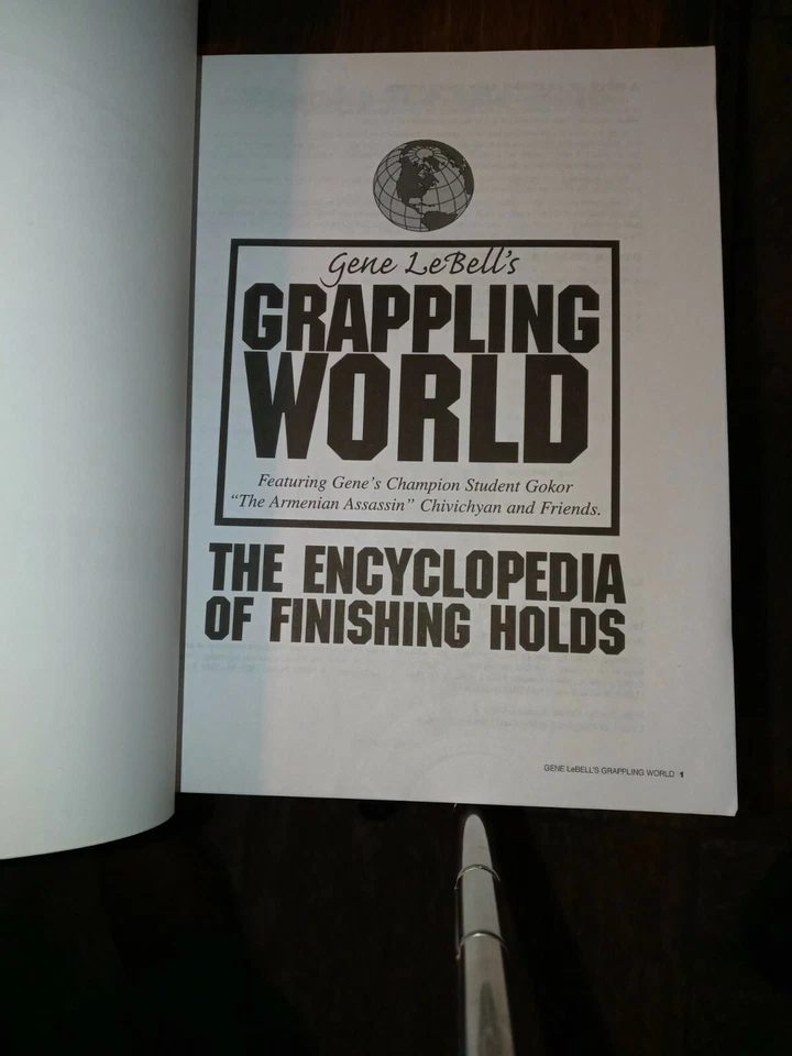 Gene LeBell's GRAPPLING WORLD Encyclopedia of Finishing Holds 1999 1st Edition Foto 2 de 4