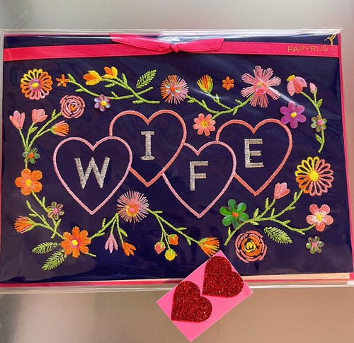 $0 SHIP- Papyrus Valentine's Day Card WIFE BEAUTIFUL Embroidered Flowers Hearts - Picture 4 of 9