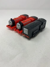 THOMAS Red And Black ENGINE TRAIN BATTERY POWERED Motorized 2013 MATTEL