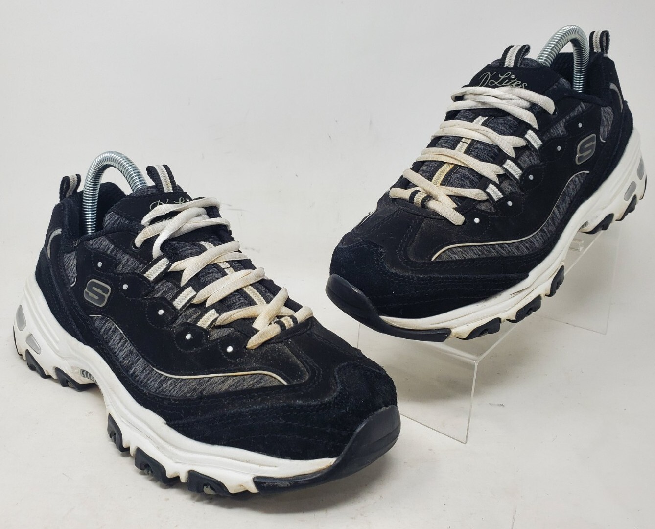 Skechers D'Lites Me Time Womens Size US Comfort Shoes Black 11936W