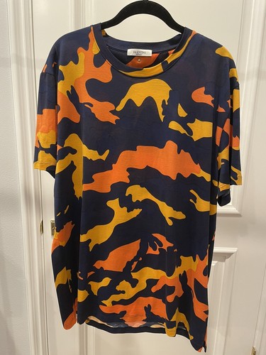 Valentino Camouflage T-Shirt Size XL 