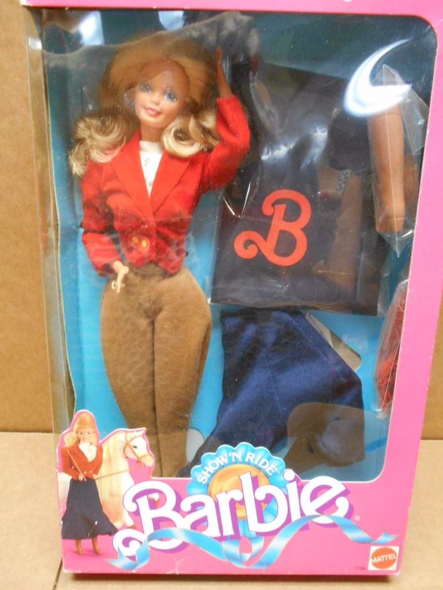 お値下げ中　Barbie : celebration d‘une icone お値下げ中Barbie : celebration d'une icone