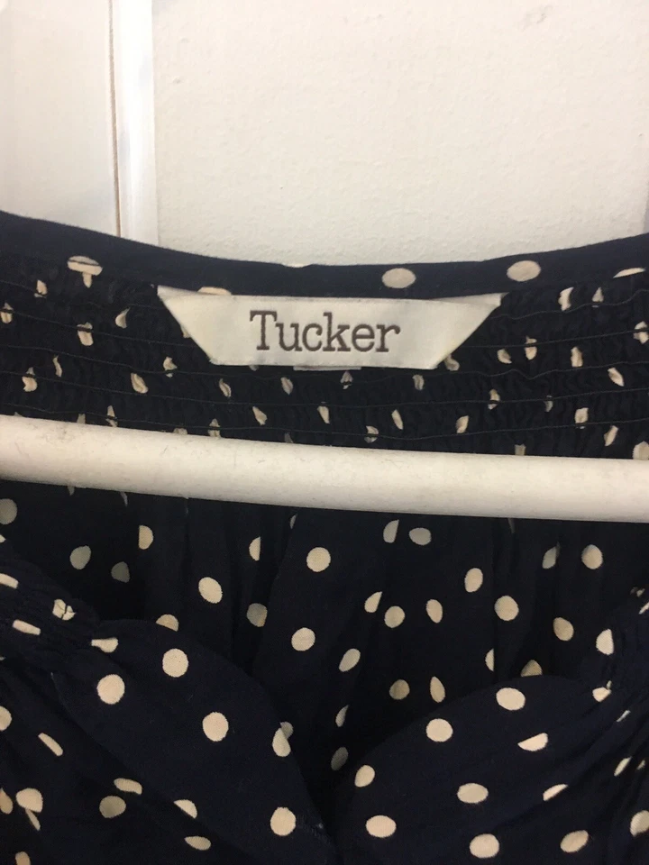 Блузка-такер - большой размер - темно-синяя с узором цвета слоновой кости горошек - Изображение 3 из 4