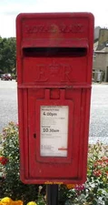 Photo 6x4 Close up, Elizabeth II postbox on Keighley Road (A6068), Lanesh c2018
