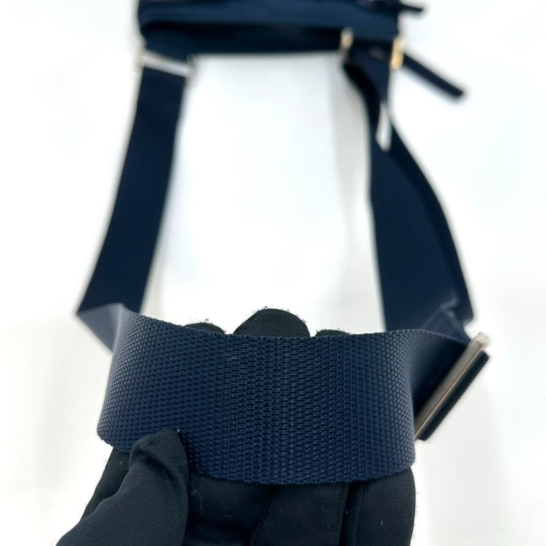 PRADA Nylon Triangle Logo Shoulder Bag Vintage Navy Authentic Crossbody Bag thumbnail 11