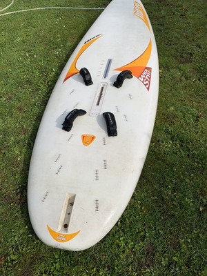 Surfbrett Hifly Motion Wide Style komplett, u.a.teilbarer Mast + 2. Segel