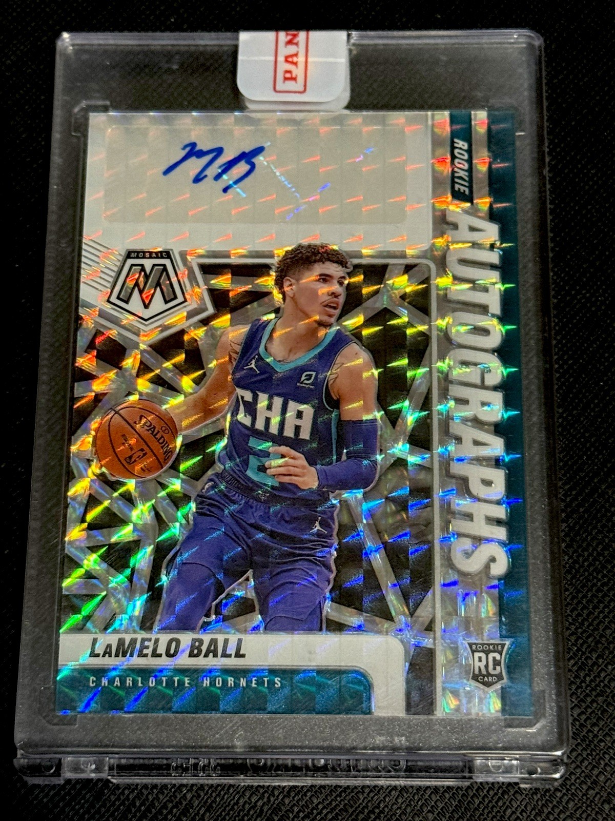 LAMELO BALL 2020-21 PANINI MOSAIC #RA-LBL ROOKIE PRIZM AUTO RC HORNETS
