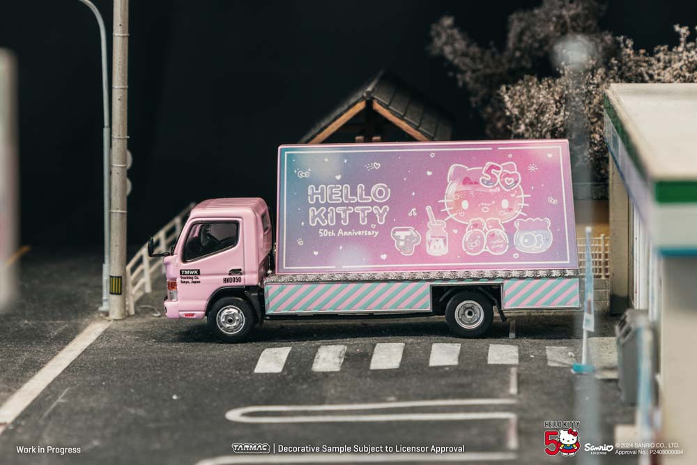 Tarmac Works 1/64 Mitsubishi Fuso Canter Hello Kitty Tarmac Works 1/64 Mitsubishi Fuso Canter Hello Kitty
