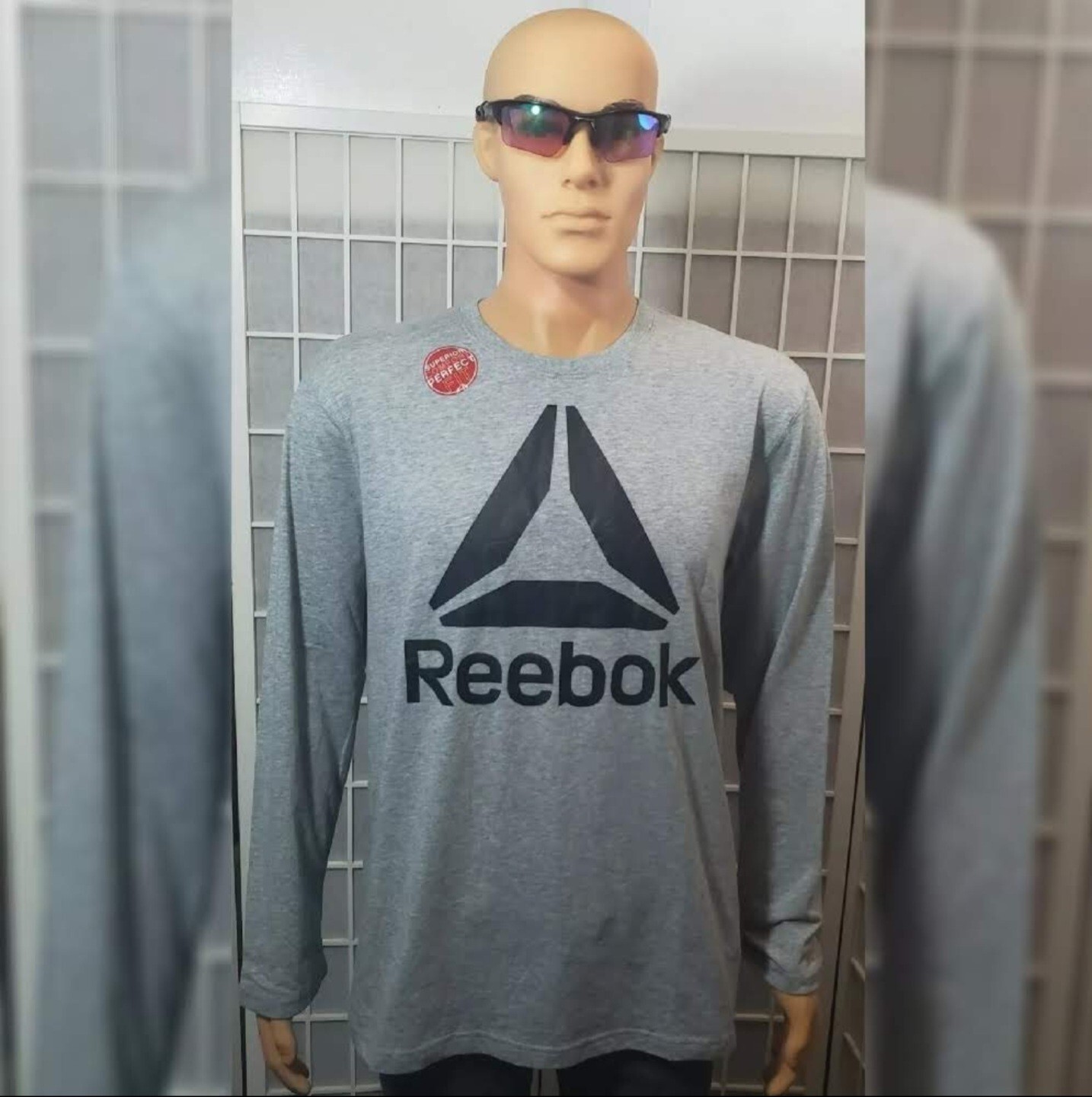 REEBOK LONG SLEEVE TSHIRT MEN'S CREW NECK SIZE XL GREY