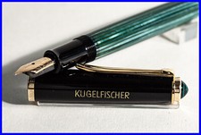 Pelikan 400NN Green Fountain Pen With Om 14C 585 Gold Feather - Kappengravur
