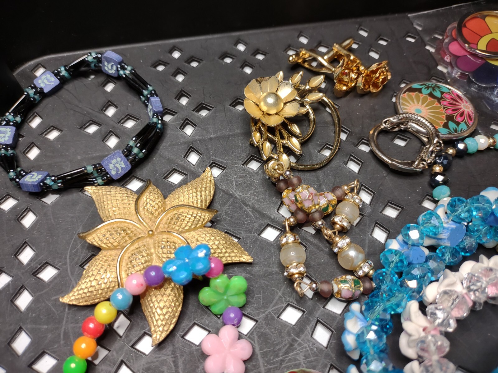 Variety Assorted Jewelry Lot Accessories Bundle Bulk Lot RA9