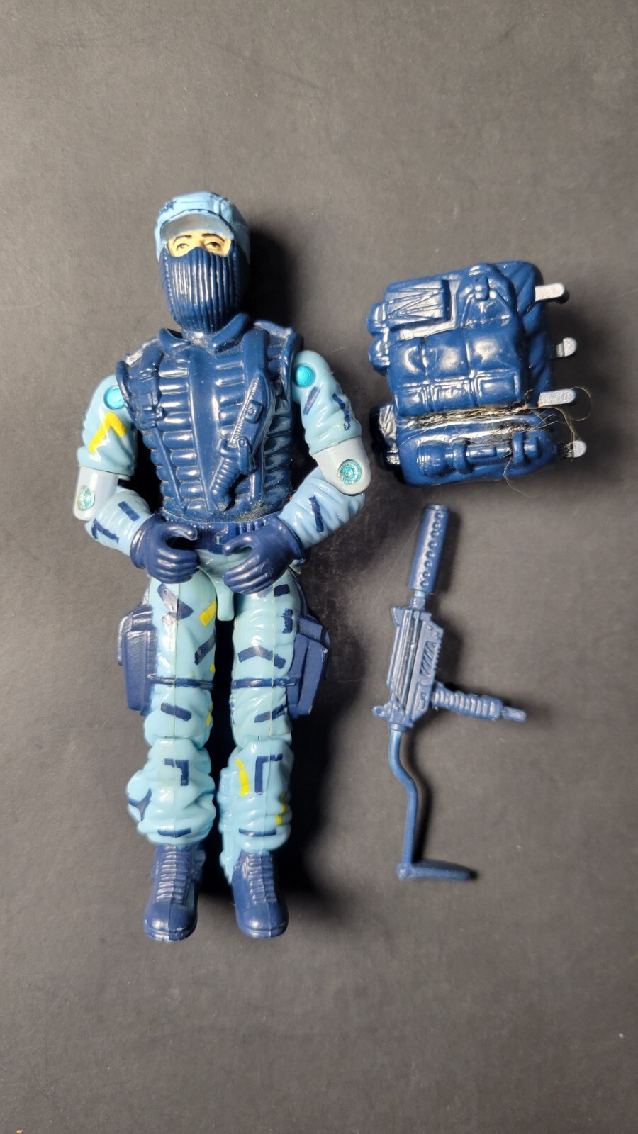 Vintage 1988 Hasbro G.I. Joe Shockwave S.W.A.T. Action Figure w/ Gun