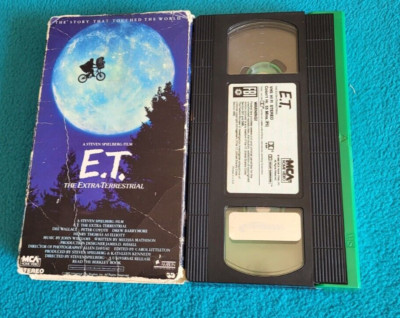 E.T .The Extra-Terrestrial Steven Spielberg film VHS tape 1988 Green Flap