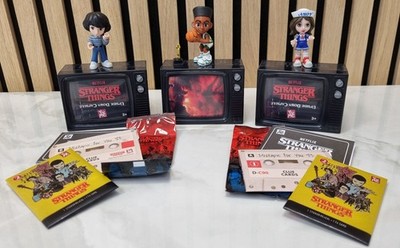 Stranger Things Upside Down Capsule YuMe Konvolut Mike Lucas Robin TV-Box Figur