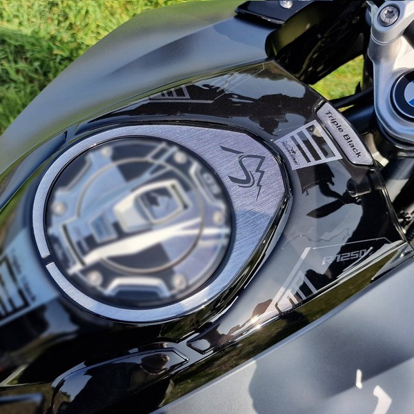 Aufkleber 3D Kompatibel Mit BMW R 1250 GS Triple Black 2021-2024 Tankkrone-image