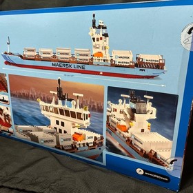 LEGO 10155 Maersk Line Container Ship Sculpture Brand New Sealed Rare Ship Set
