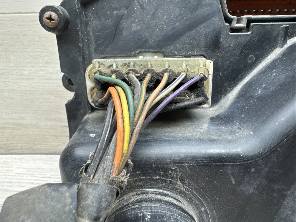 Engine Control Module (ECM) 79-9871 fits 1989 Dodge Dakota 3.9L-V6 - Image 2 of 4