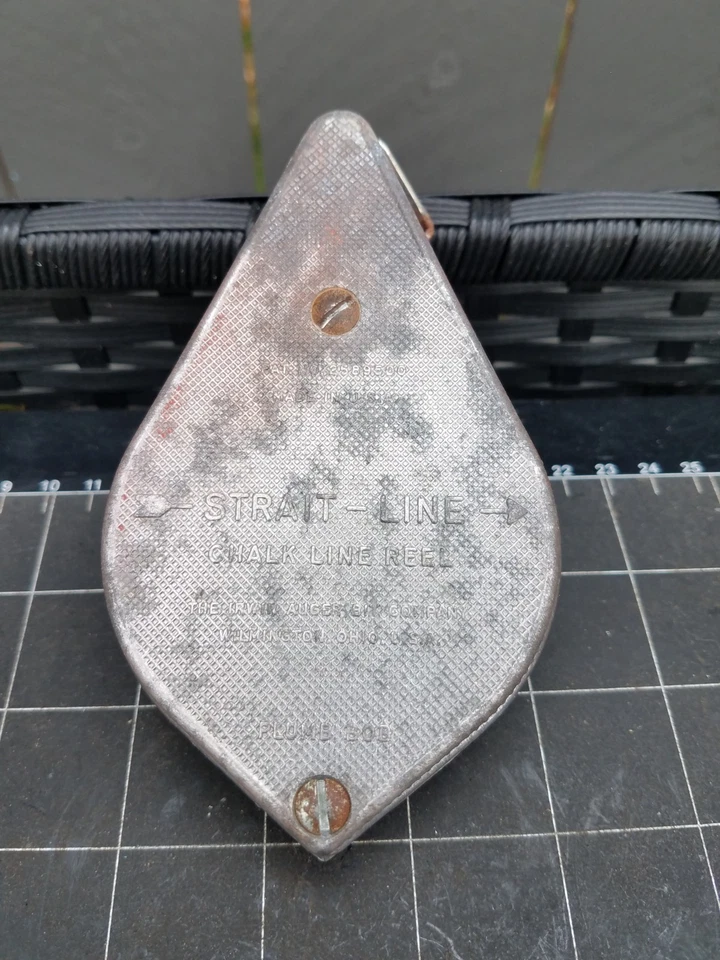 Vintage IRWIN Strait Line Chalk Line Reel & Plumb Bob - Image 4 of 4