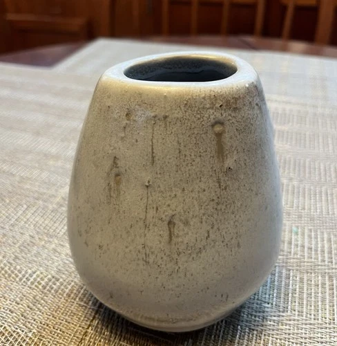 Bauer Pottery Russel Wright #3 Corsage Vase                    Excellent