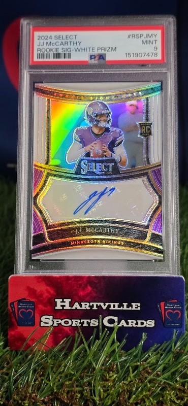 2024 Select Rookie Signatures JJ McCARTHY White Prizm #/35 PSA 9 RC Auto SP