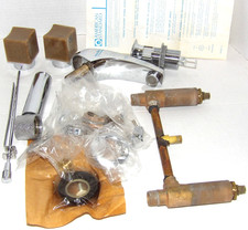Vtg '80s American Standard 2248.017 Heritage ONIX Cube Handles Lav Faucet NOS WS