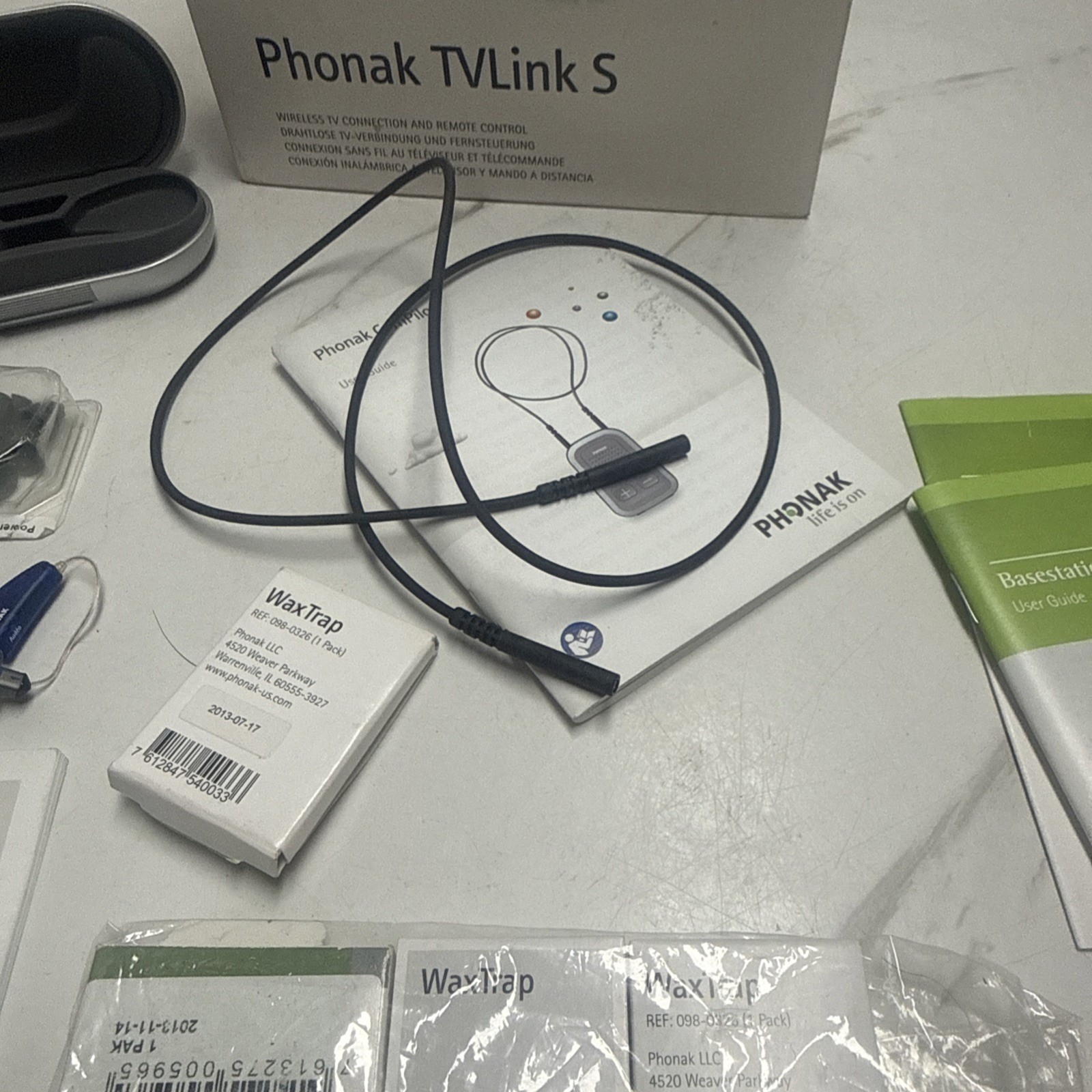 Phonak Audeo Q Hearing Aids With Case And Phonak TVLink S (W/out) Plug