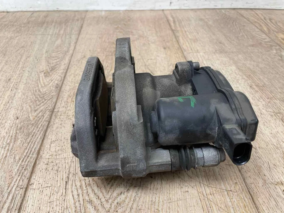 Pinça de freio de passageiro traseira direita usada 19295801B compatível com 18 - 23 Honda Odyssey 3,5L - Imagem 2 de 4