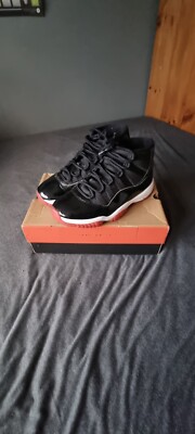 bred 11 size 8.5