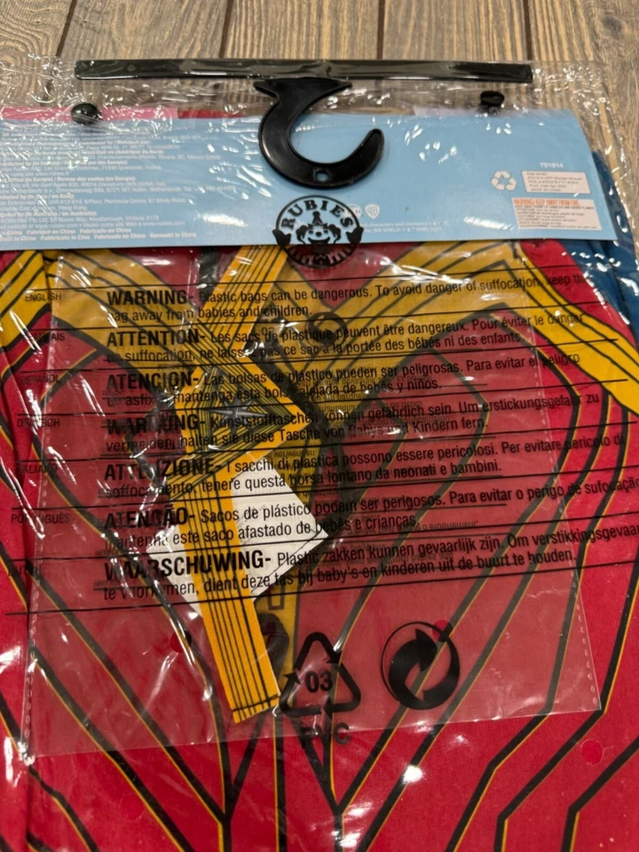 Rubíes WW84 Mujer Maravilla Niños Disfraz Vestido y Tiara Mediano 8 10 Foto 2 de 3