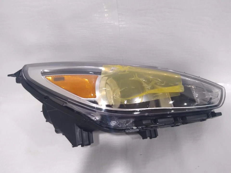 Lâmpada OEM 18-20 HYUNDAI ELANTRA GT FAROL HALOGÊNIO LATERAL DO PASSAGEIRO 92102-F2 - Imagem 4 de 4