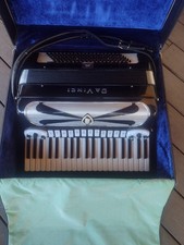 Davinchi Electric Accordion Absolutely Beautiful Excellent Condition