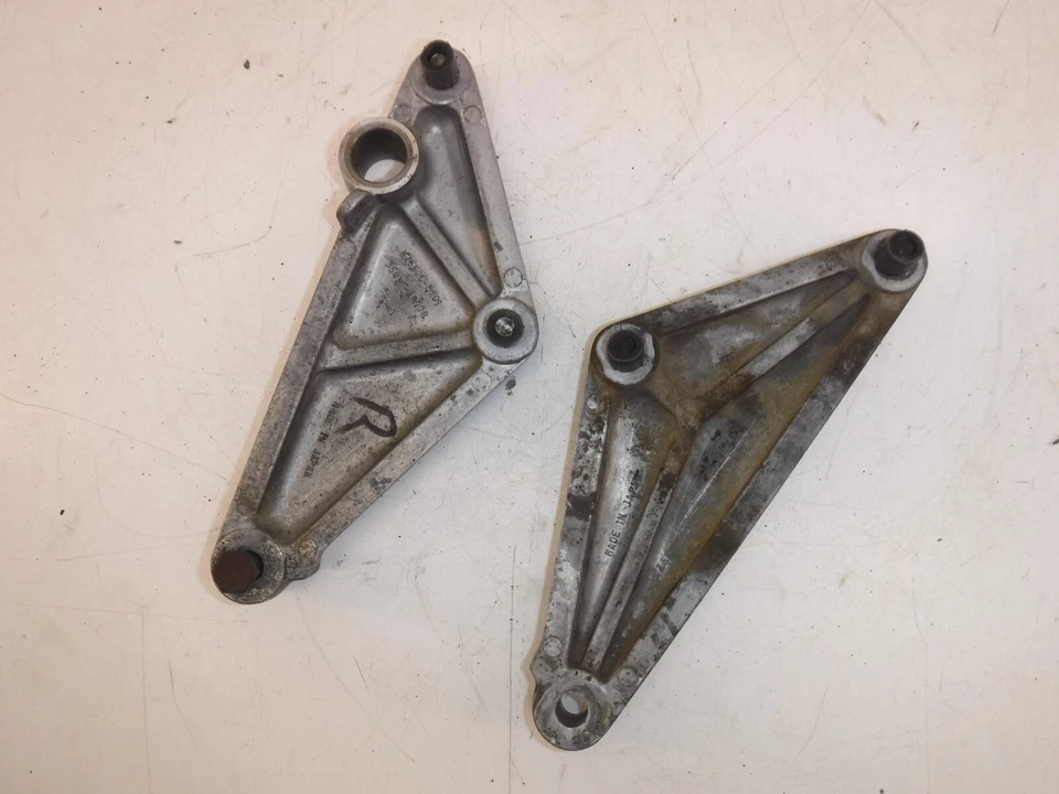 Kawasaki 750 CSR 1982 OEM JUEGO DE MONTAJE DE SILENCIADOR DE ESCAPE PAR Foto 3 de 4