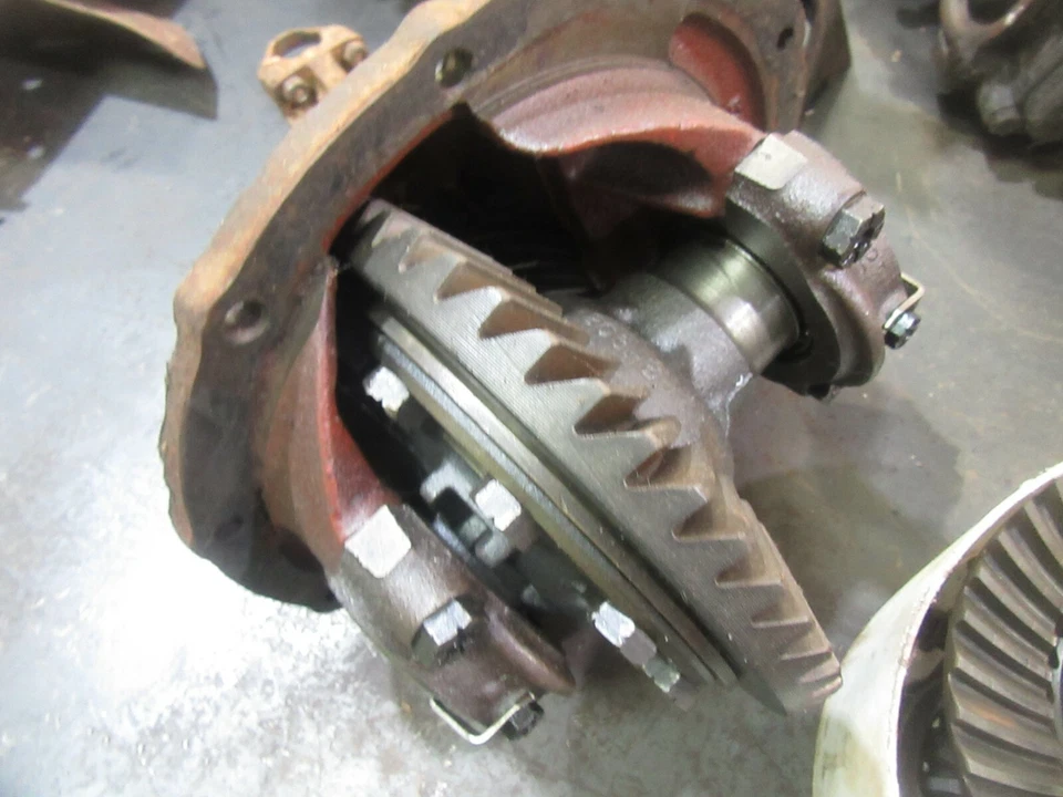 Mercury Marquis 1974 anillo trasero y piñón portaequipajes central relación 2:75 Foto 2 de 3