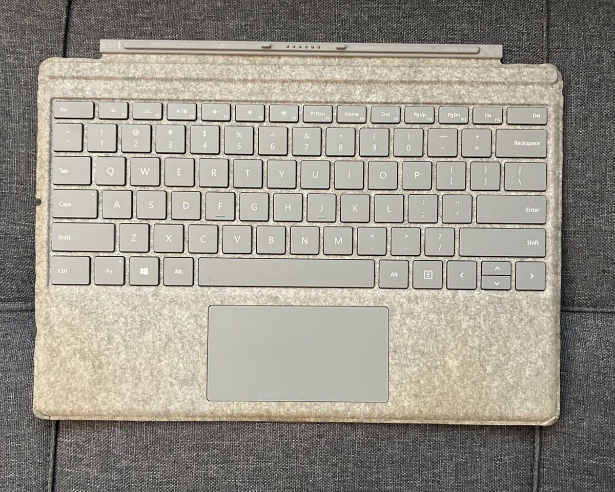 Microsoft 1725 Type Cover Gray for Surface Pro 3,4,5,6,7 C Grade