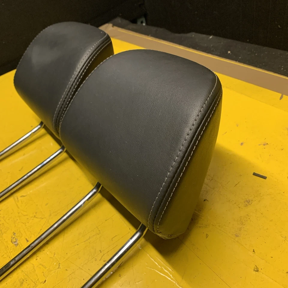 2014-2018 Subaru Forester Front Chair Headrest Leather Black Set - Image 4 of 4