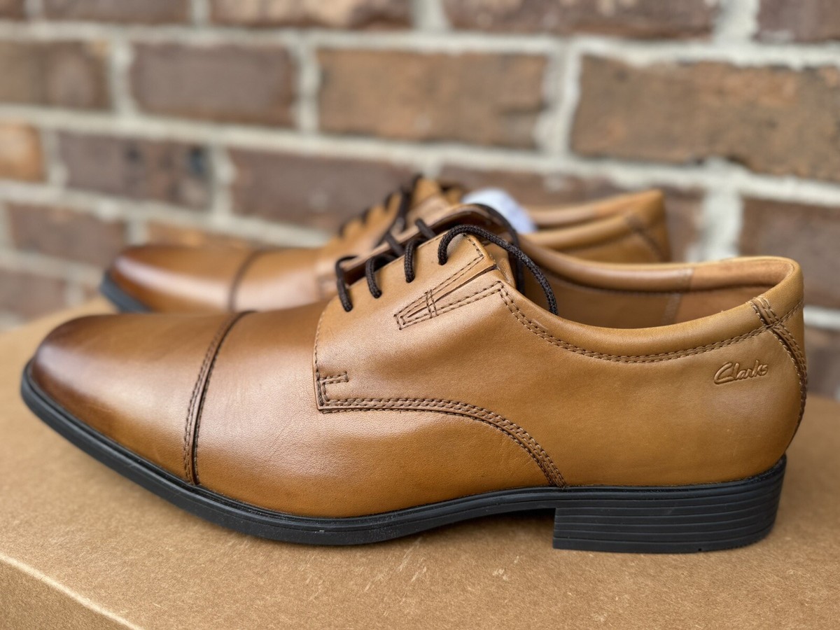 Clarks Men display picture 3