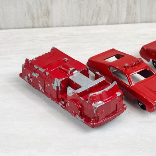 VINTAGE MIDGE TOY 2.5" RED DIE-CAST FIRE ENGINE & CARS - LOT OF 3 - Picture 2 of 7