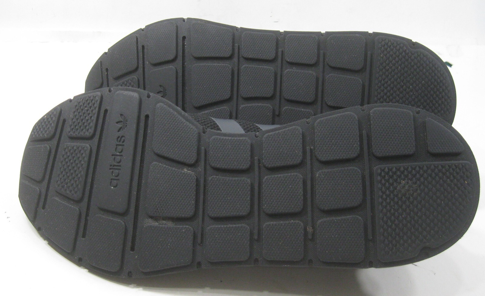 adidas swift run mens black