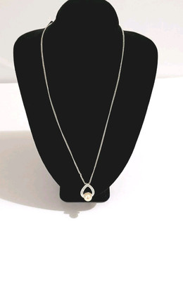 Avon SAQ VTG Necklace With A Tear Drop Pave Rhinestone & Faux Pearl Pendant 16''