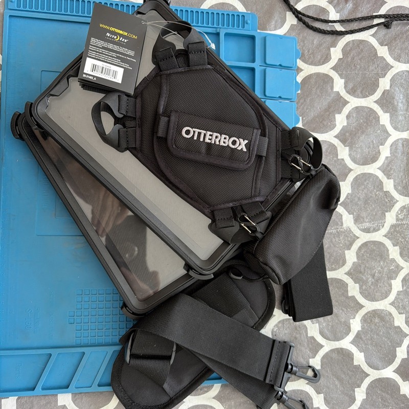 Lot of 3 OtterBox one the latch II 10” with accessories bag & (2) 10”x7-1/2”  