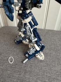 LEGO BIONICLE Krekka 8623 - 100% Complete With Disk