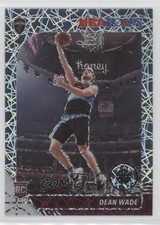 2019-20 Panini NBA Hoops Premium Stock Silver Lazer Prizm Dean Wade #256 oh4